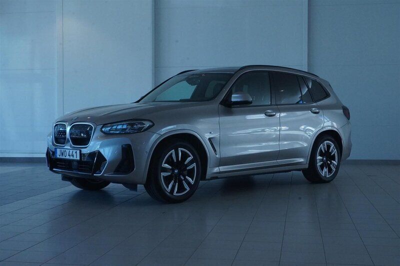 Okänd Begagnad 2022 BMW iX3 M Sport SUV | 518 800 kr (Marknadspris) - Bild 1/4