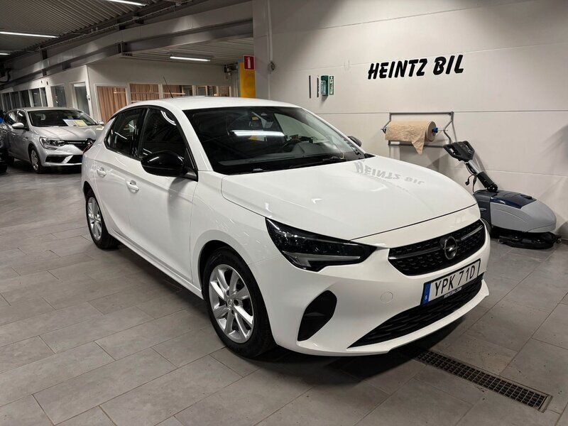 Vit Begagnad 2021 Opel Corsa Elegance Halvkombi | 149 500 kr (Marknadspris) - Bild 1/4
