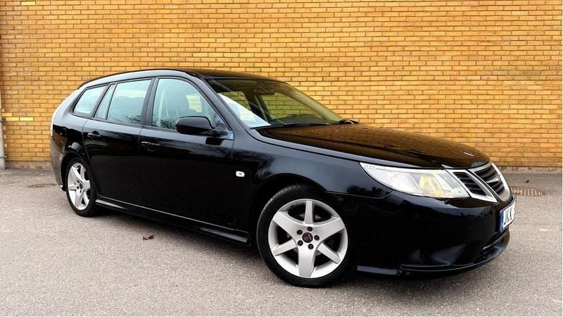 Svart Begagnad 2008 Saab 9-3 Kombi | 37 900 kr (Marknadspris) - Bild 1/4