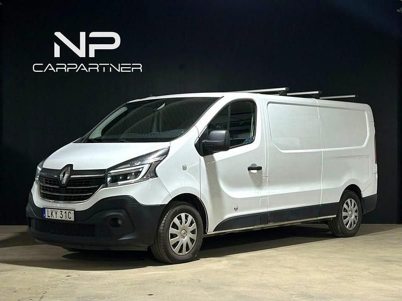 Vit Begagnad 2020 Renault Trafic Minibuss | 238 900 kr (Bra pris) - Bild 1/4