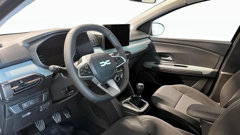 Ny Dacia Sandero Extreme 110 HK (80 kW) 2025 Svart Halvkombi