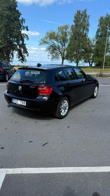 Begagnad 2012 BMW 116 Halvkombi | 54 900 kr - Bild 1/4