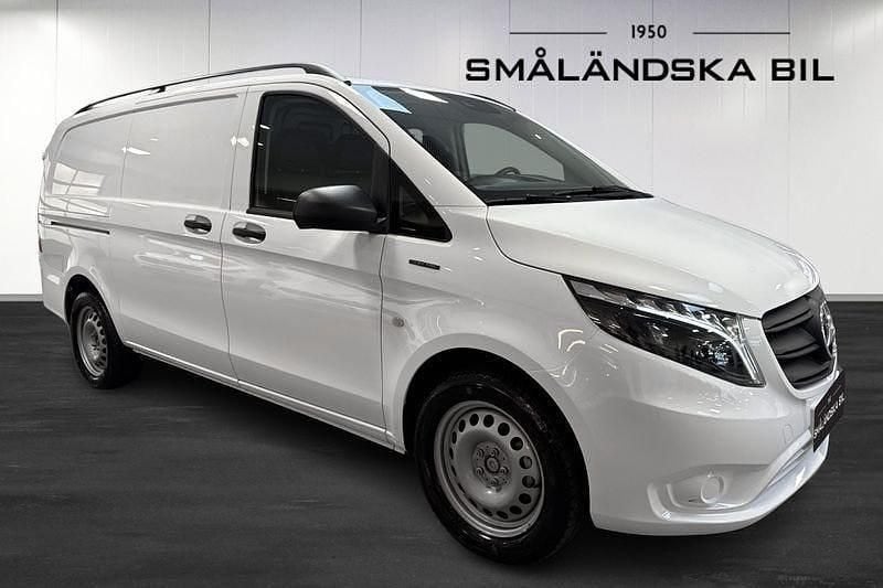Begagnad Mercedes e-Vito 85 kW (116 HK) 2023 Vit Minibuss