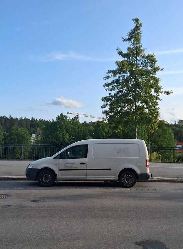 Vit Begagnad 2010 VW Caddy Maxi Minibuss | 29 000 kr (Bra pris) - Bild 1/3