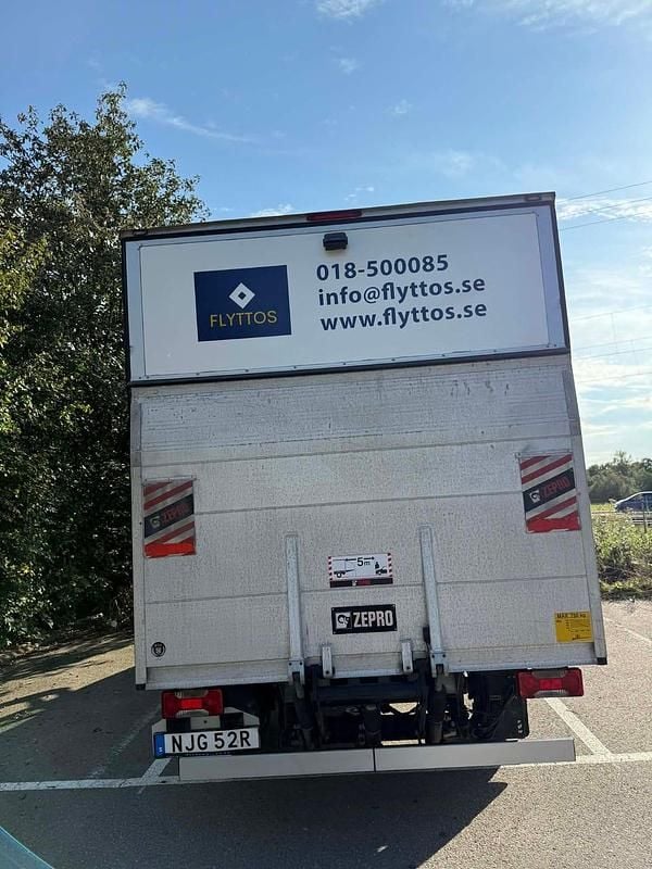 Begagnad Iveco Daily 156 HK (114 kW) 2021