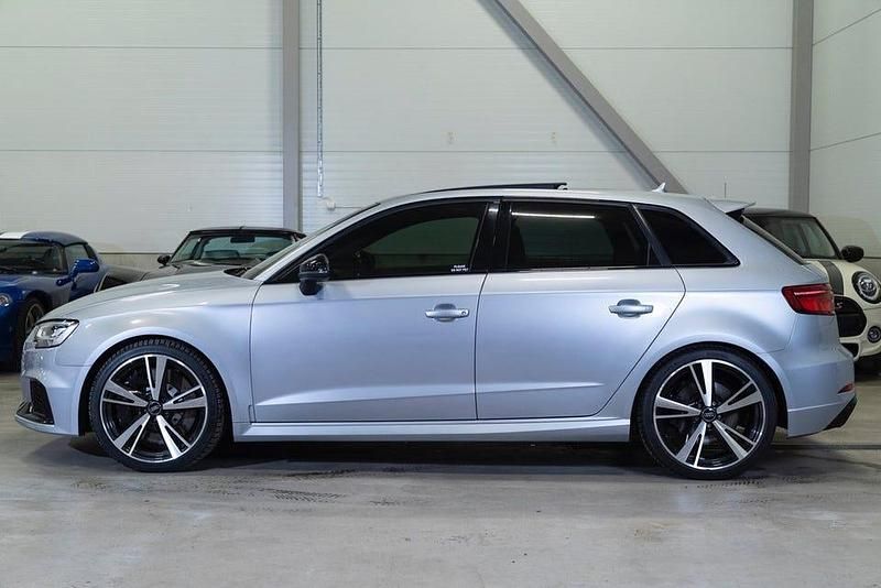 Begagnad Audi RS3 Sportback 400 HK (294 kW) 2018 Silver Halvkombi