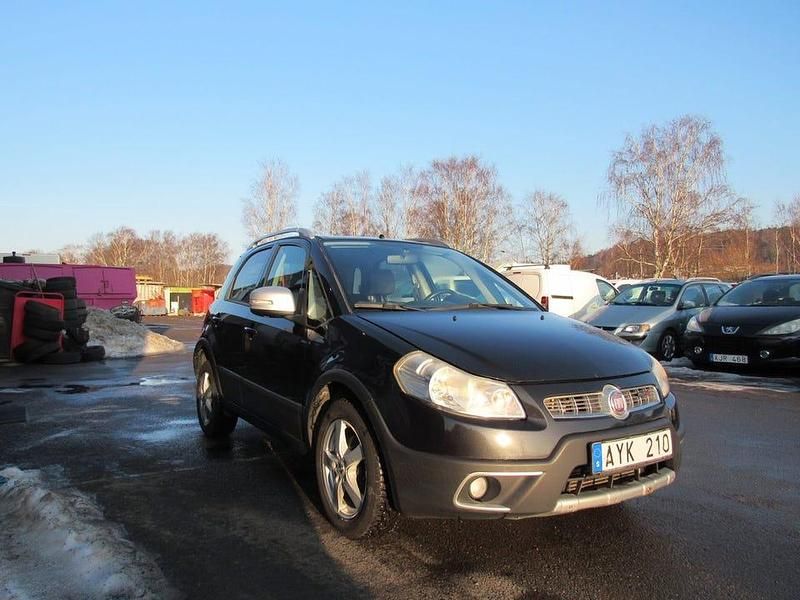 Begagnad Fiat Sedici Emotion 135 HK (99 kW) 2012 Okänd SUV