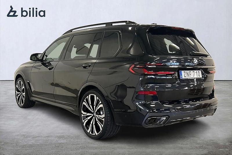 Begagnad BMW X7 Exclusive 537 HK (394 kW) 2024 Svart SUV