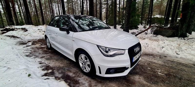 Begagnad 2014 Audi A1 Sportback Halvkombi | 100 000 kr (Marknadspris) - Bild 1/4