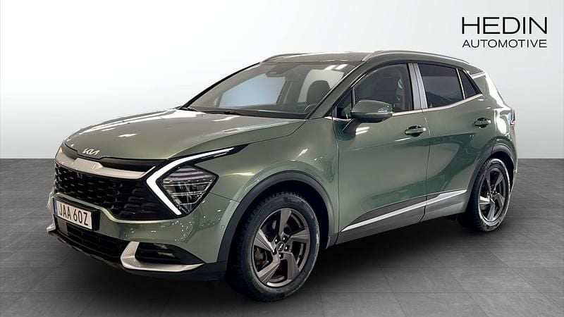 Grön (green) Begagnad 2022 Kia Sportage Advance SUV | 379 900 kr (Marknadspris) - Bild 1/4
