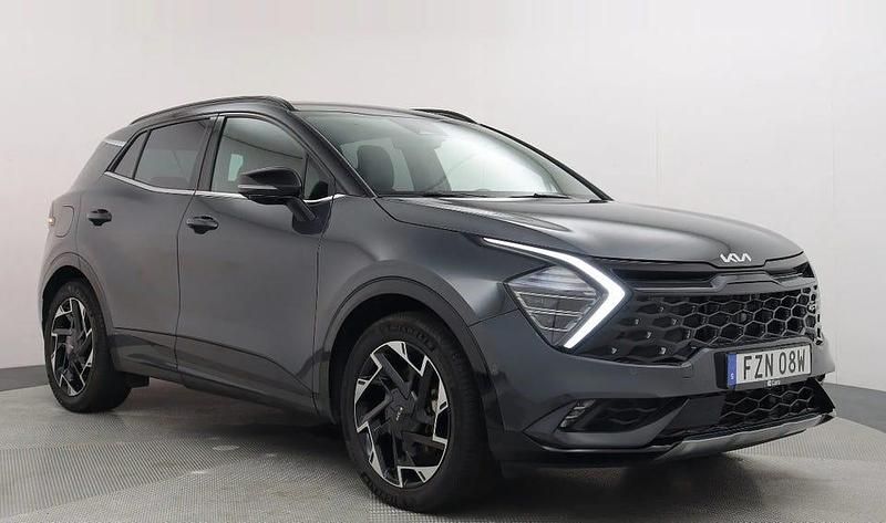 Begagnad Kia Sportage 265 HK (194 kW) 2022 Mörkgrå, svart SUV
