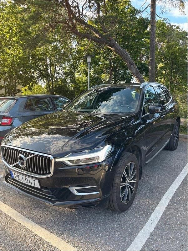Svart Begagnad 2019 Volvo XC60 Inscription SUV | 360 000 kr (Marknadspris) - Bild 1/4