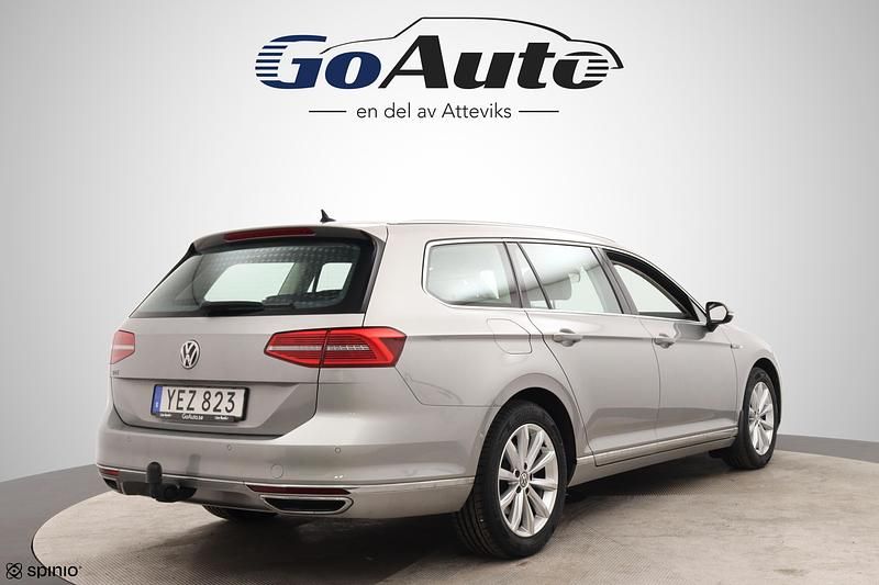 Begagnad VW Passat GTE 2017 Silver Kombi
