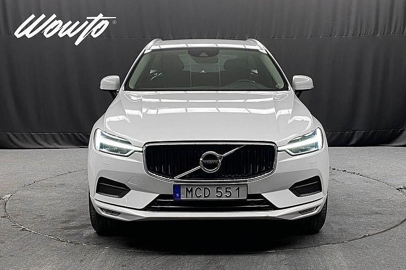 Begagnad Volvo XC60 Momentum 190 HK (139 kW) 2018 Vit SUV