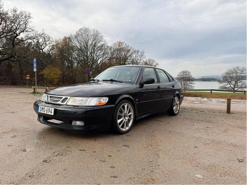 Begagnad 1999 Saab 9-3 Halvkombi | 19 000 kr (Marknadspris) - Bild 1/4