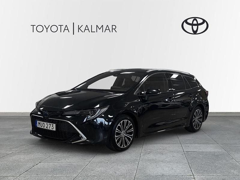 Svart Begagnad 2020 Toyota Corolla Executive Kombi | 249 000 kr (Marknadspris) - Bild 1/3