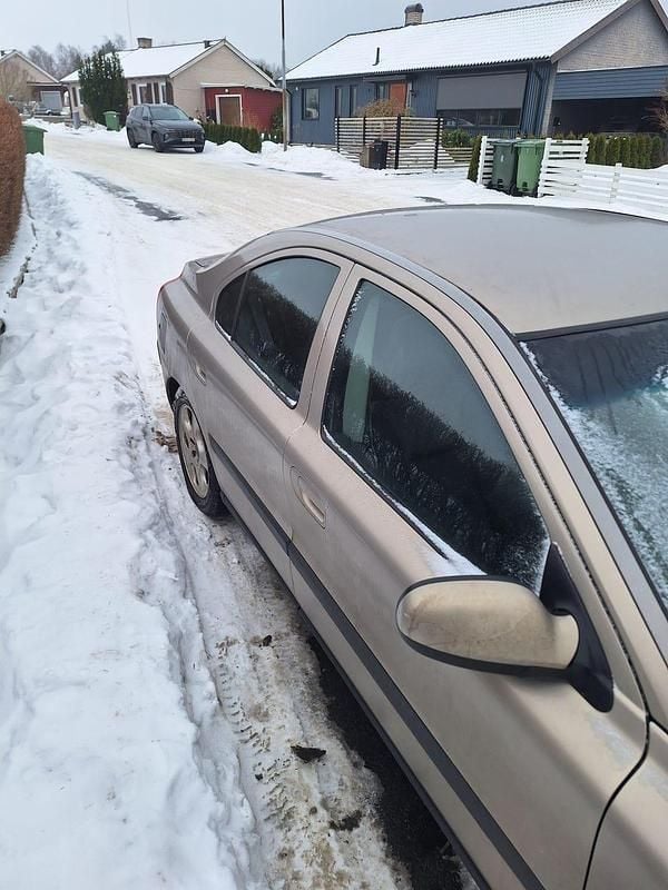 Begagnad Volvo S60 200 HK (147 kW) 2001 Sedan