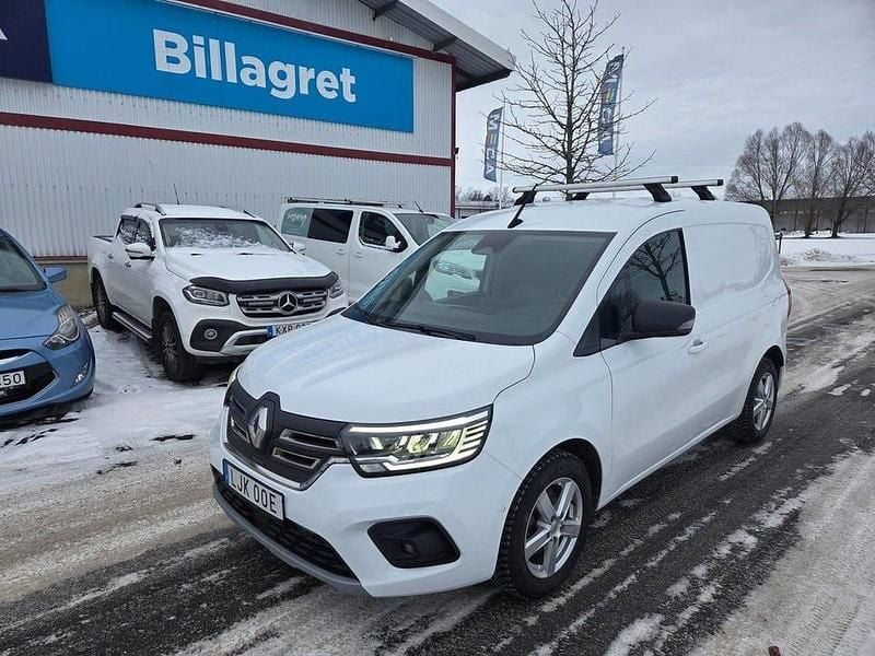Begagnad Renault Kangoo 89 kW (122 HK) 2023 Vit Minibuss