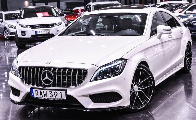 Vit Begagnad 2015 Mercedes CLS350 AMG Sportkupé | 299 900 kr (Marknadspris) - Bild 1/4