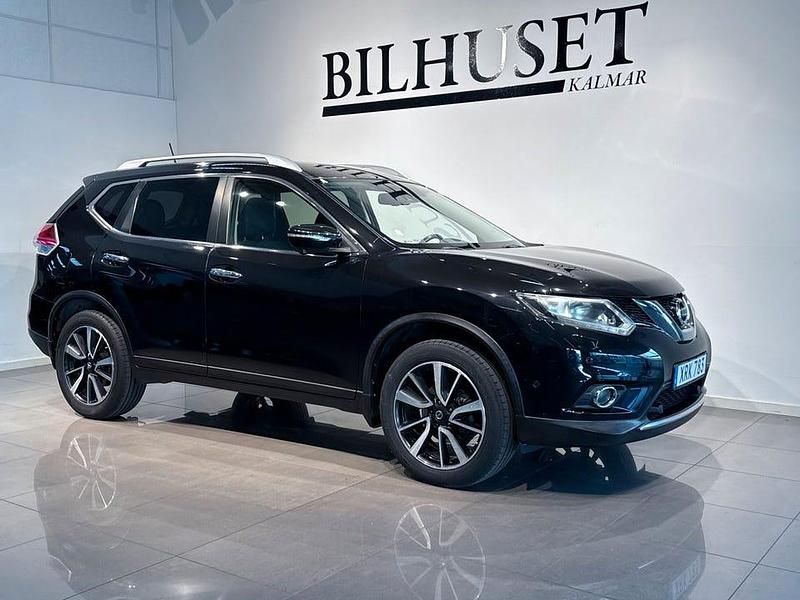 Svart Begagnad 2014 Nissan X-Trail 360º SUV | 139 900 kr (Lite dyr) - Bild 1/4