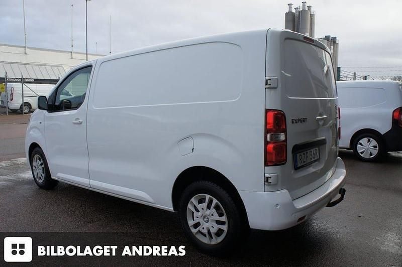 Begagnad Peugeot Expert 122 HK (89 kW) 2019 Vit Van
