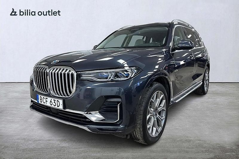 Grå Begagnad 2019 BMW X7 SUV | 669 900 kr (Marknadspris) - Bild 1/3