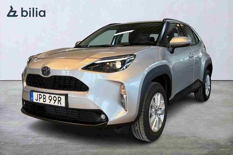 Begagnad Toyota Yaris Cross 2024 Silver SUV