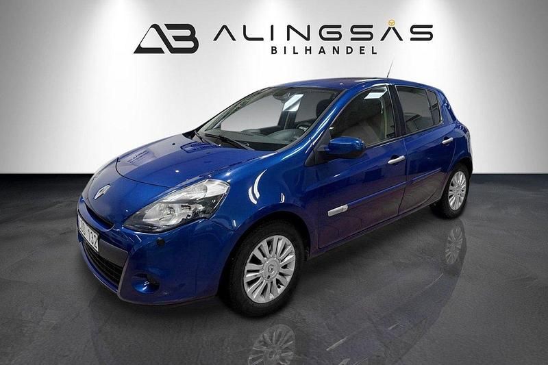 Blå Begagnad 2011 Renault Clio R.S. Halvkombi | 34 900 kr (Marknadspris) - Bild 1/4