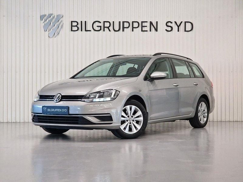 Silver Begagnad 2017 VW Golf VII Kombi | 139 900 kr (Marknadspris) - Bild 1/4