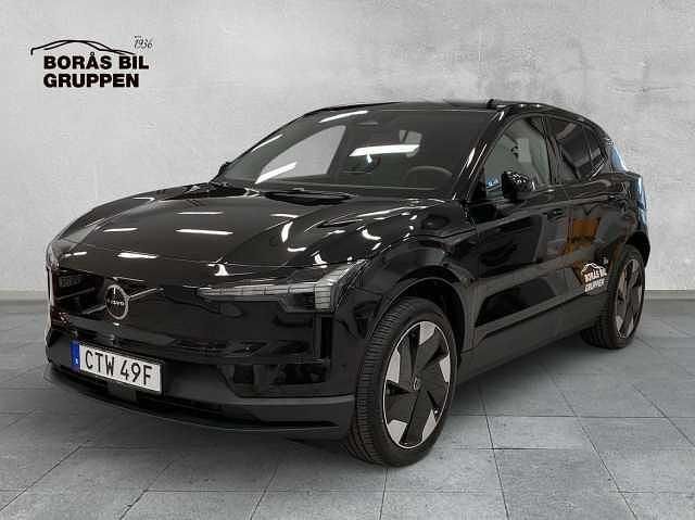 Svart Ny 2026 Volvo EX30 Single Motor Extended Range SUV | 459 000 kr (Lite dyr) - Bild 1/4