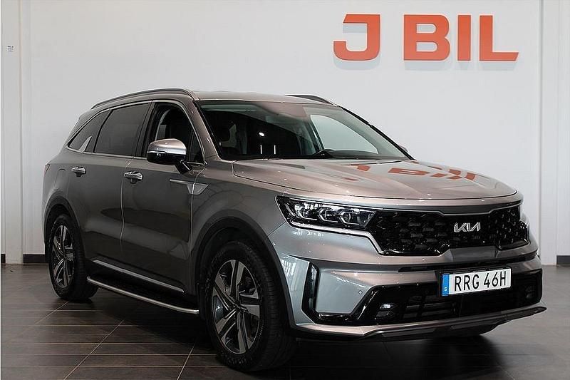 Grå Begagnad 2023 Kia Sorento 2 SUV | 489 900 kr (Marknadspris) - Bild 1/4