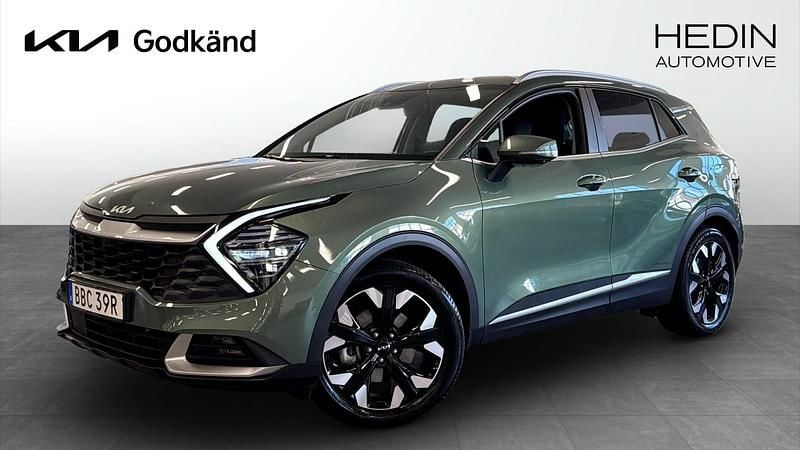 Grön (green) Begagnad 2024 Kia Sportage Advance SUV | 409 900 kr (Marknadspris) - Bild 1/4