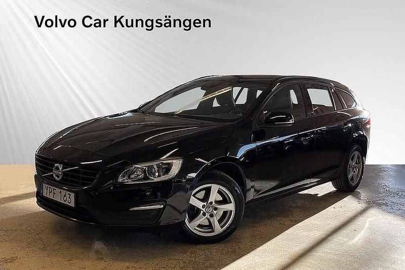 Svart Begagnad 2018 Volvo V60 Standard Kombi | 189 800 kr (Bra pris) - Bild 1/3
