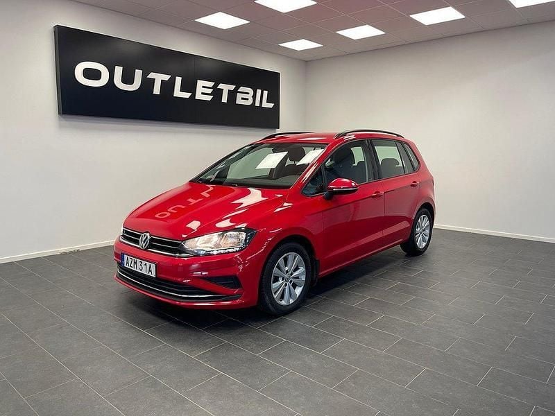 Röd Begagnad 2019 VW Golf VII Halvkombi | 159 900 kr (Marknadspris) - Bild 1/4