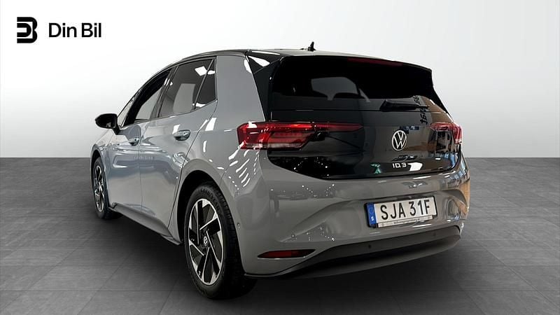 Begagnad VW ID.3 Pro Performance 150 kW (204 HK) 2023 Grå Halvkombi