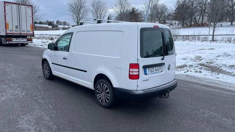 Begagnad VW Caddy Maxi 102 HK (75 kW) 2015 Minibuss