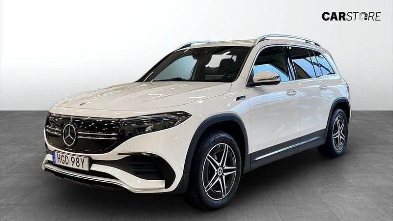 Vit Begagnad 2022 Mercedes EQB300 AMG line SUV | 339 900 kr (Dyr) - Bild 1/4