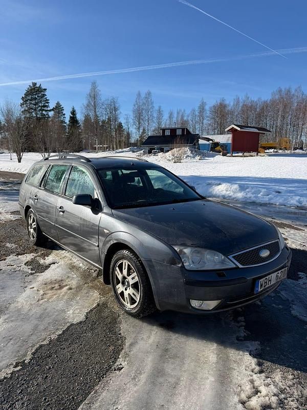 Begagnad Ford Mondeo 145 HK (106 kW) 2004 Kombi