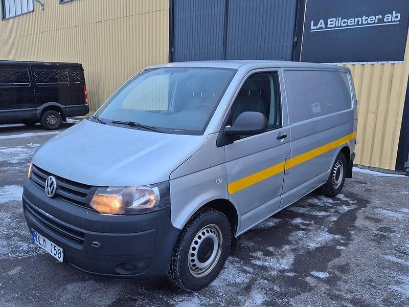 Begagnad VW T5 140 HK (102 kW) 2012 Silver Van