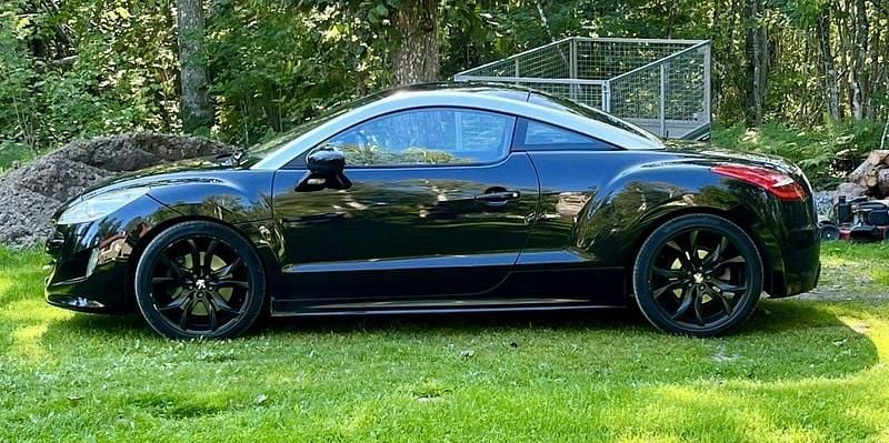 Svart Begagnad 2010 Peugeot RCZ Sportkupé | 87 000 kr (Marknadspris) - Bild 1/4