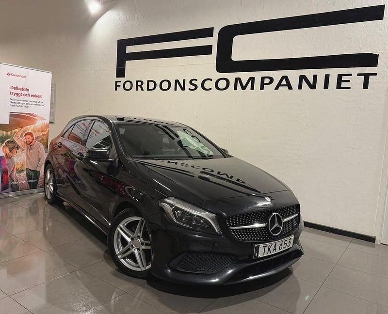 Svart Begagnad 2015 Mercedes A180 AMG Halvkombi | 159 900 kr (Dyr) - Bild 1/4