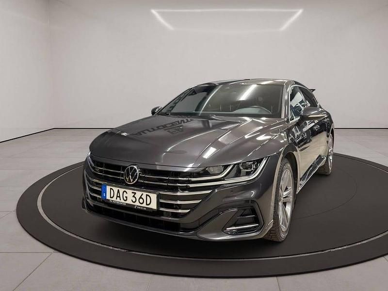Begagnad VW Arteon R-line 156 HK (114 kW) 2021 Grå