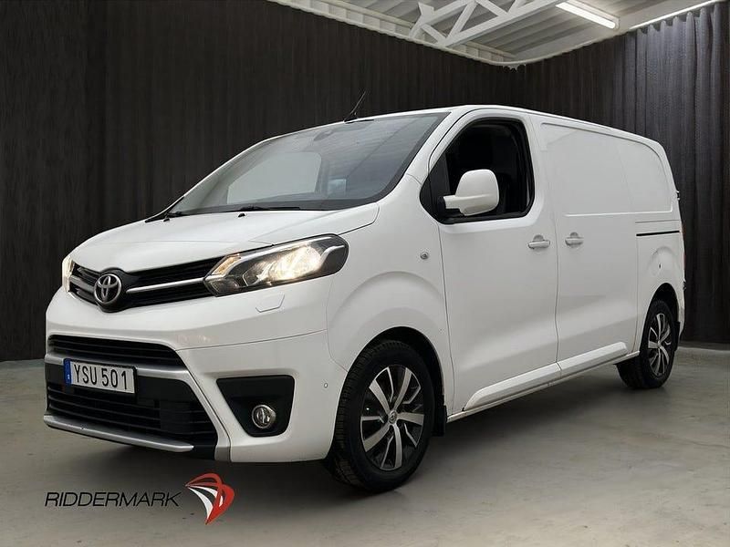Begagnad Toyota Proace 122 HK (89 kW) 2017 Vit Minibuss