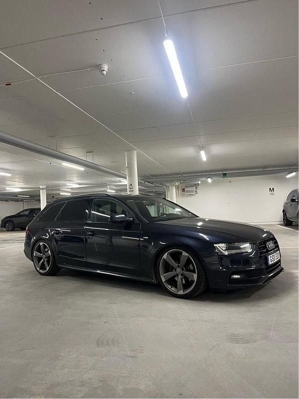 Blå Begagnad 2015 Audi A4 Sport Kombi | 129 900 kr (Bra pris) - Bild 1/4