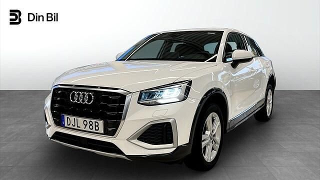 Vit Begagnad 2024 Audi Q2 Advanced Plus SUV | 294 000 kr (Marknadspris) - Bild 1/4
