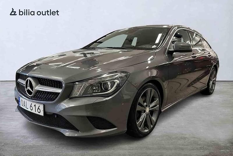 Grå Begagnad 2016 Mercedes CLA220 Shooting Brake Kombi | 164 900 kr (Marknadspris) - Bild 1/1
