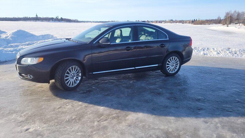 Svart Begagnad 2012 Volvo S80 Sedan | 79 000 kr (Bra pris) - Bild 1/4