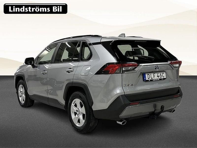Begagnad Toyota RAV4 Hybrid Active 224 HK (164 kW) 2020 Silver SUV