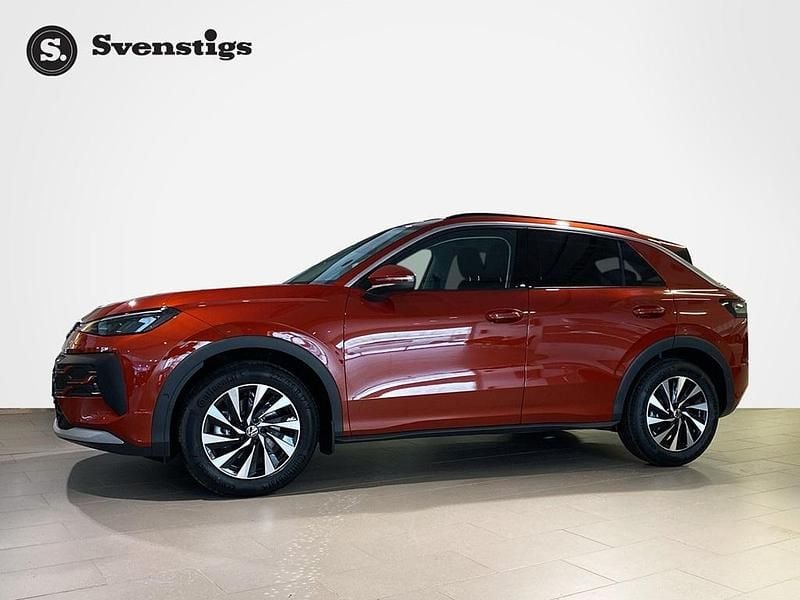 Röd Ny 2026 VW T-Roc SUV | 389 000 kr (Marknadspris) - Bild 1/4