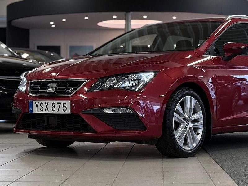 Begagnad Seat Leon ST Beats 131 HK (96 kW) 2018 Röd Kombi